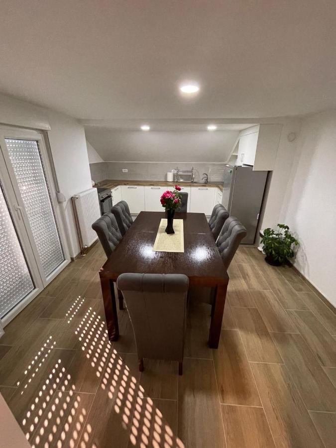 Apartman Ambijent أراندجيلوفاك المظهر الخارجي الصورة