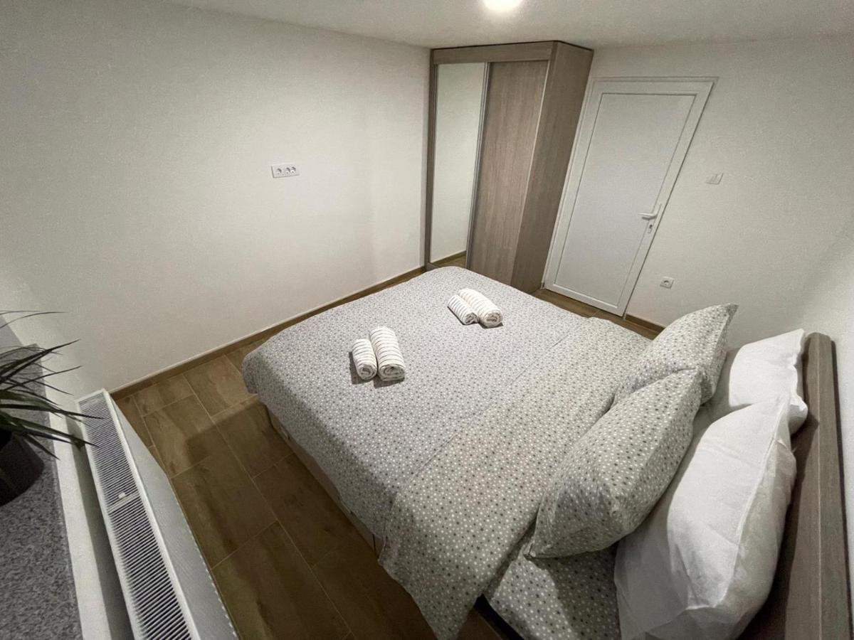Apartman Ambijent أراندجيلوفاك المظهر الخارجي الصورة