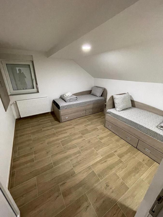Apartman Ambijent أراندجيلوفاك المظهر الخارجي الصورة